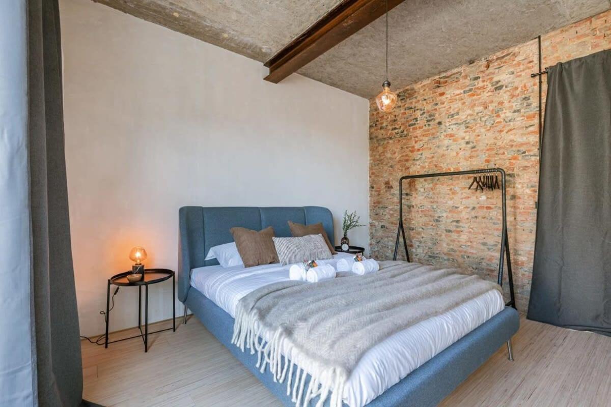 Huswell - Industrial With Terrace In Apartment Antwerpen